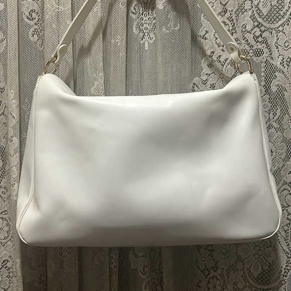 KATE SPADE-NWOT! BEAUTIFUL WHITE LEATHER W/SILVER GLITTERY ACCENT-CLEAN INSIDE! - Picture 6 of 10